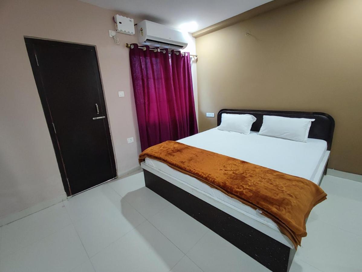 Hotel Kanha Shyam Madhubani Εξωτερικό φωτογραφία