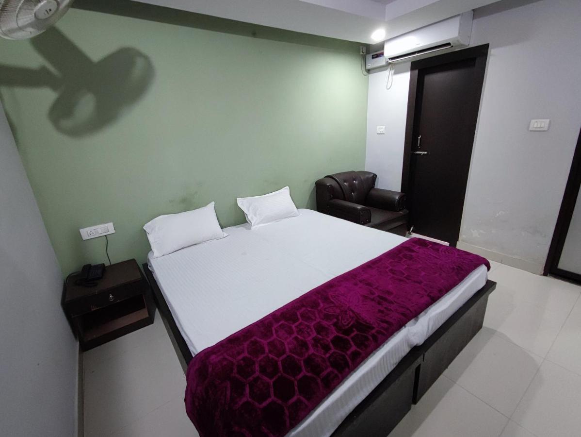 Hotel Kanha Shyam Madhubani Εξωτερικό φωτογραφία