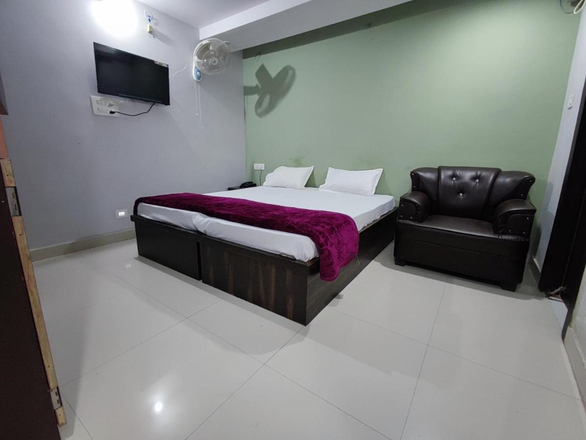 Hotel Kanha Shyam Madhubani Εξωτερικό φωτογραφία