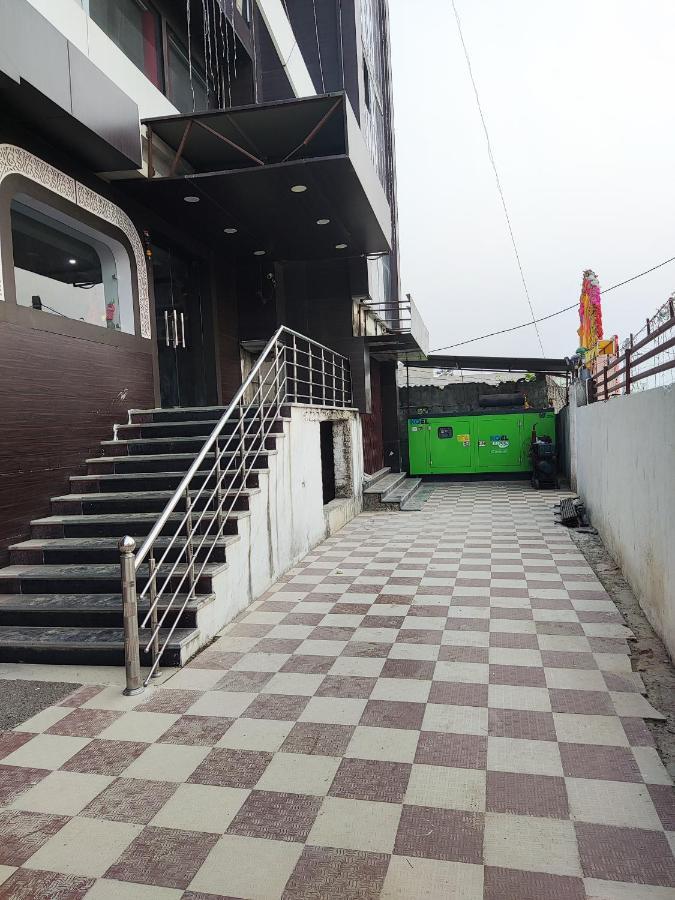 Hotel Kanha Shyam Madhubani Εξωτερικό φωτογραφία